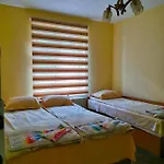 комплекс петлето Holiday home *