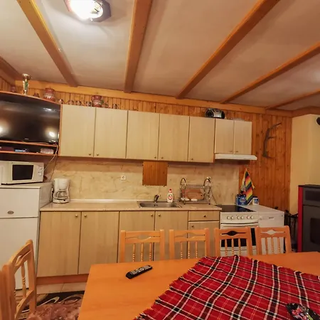 комплекс петлето Holiday home *