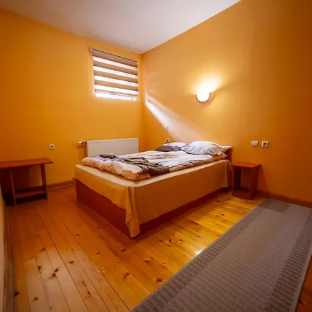 комплекс петлето Holiday home *