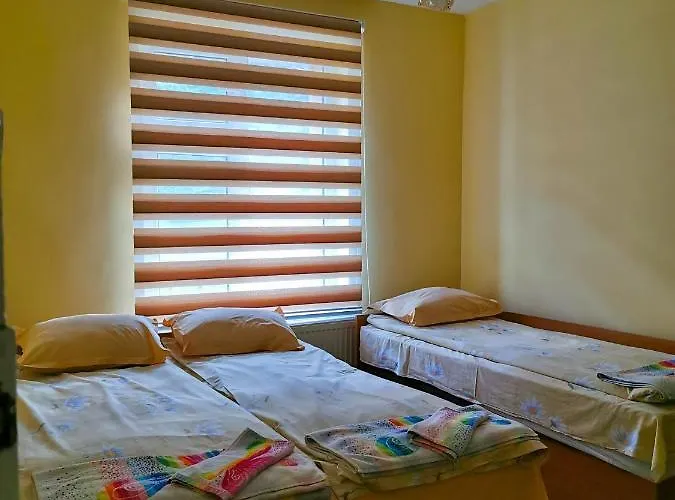 комплекс петлето Holiday home *